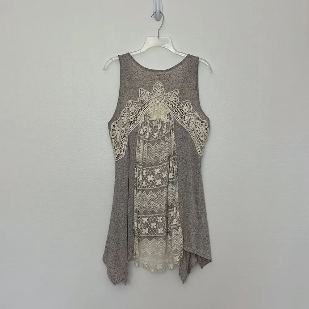 A’reve crochet chest tank top taupe Sz M Woman’s